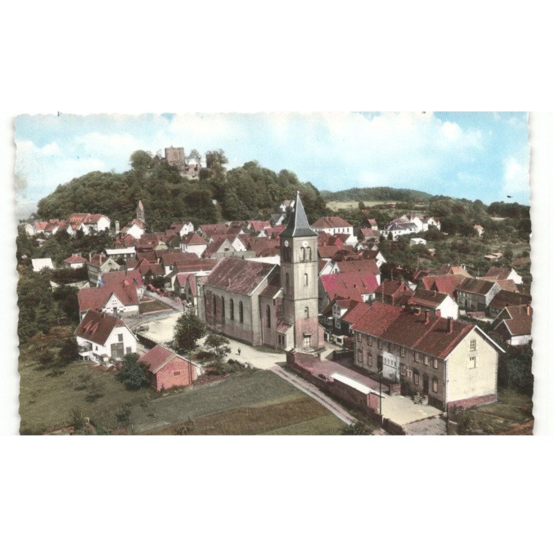 LICHTENBERG: l'église et le château vue aérienne 10X15 - très bon état