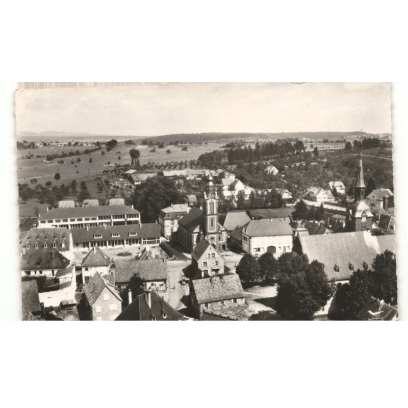 SOULTZ-sous-FORETS: église et écoles vue aérienne 10X15 - très bon état