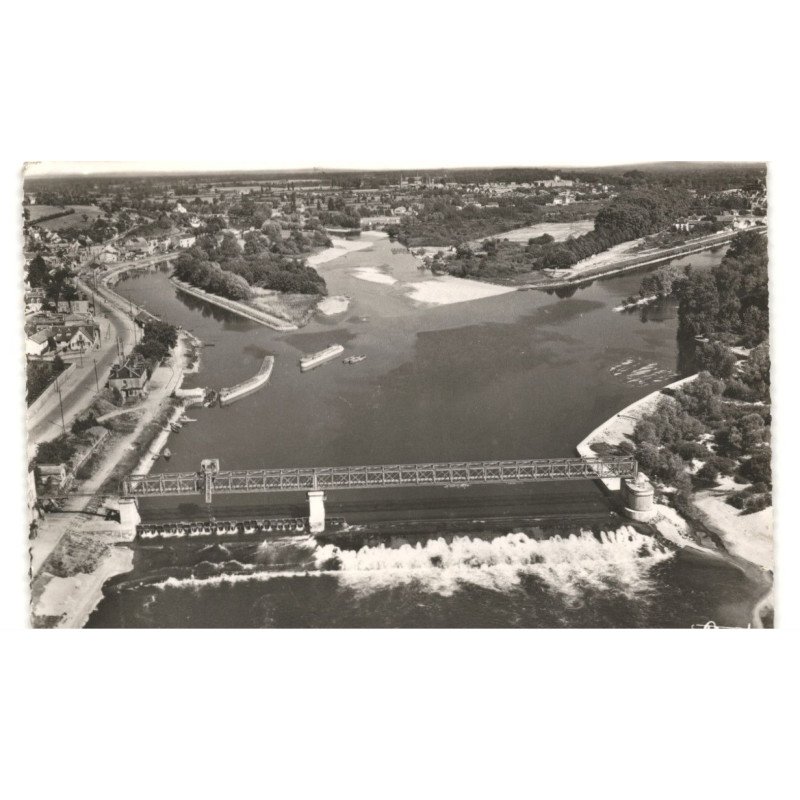 SAINT-LEGER-des-VIGNES : le barrage sur la loire, le canal du nivernais, l'aron vue aérienne 10x15 - très bon état