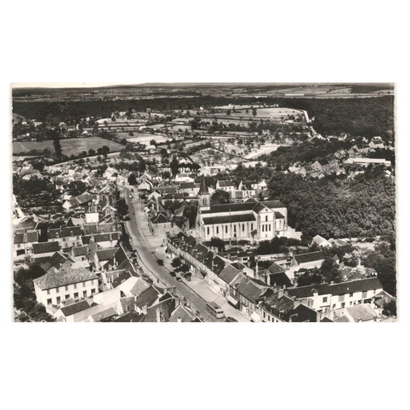 LA MACHINE: bourg vue aérienne 10x15 - très bon état timbre arraché