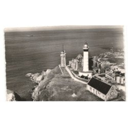 POINTE-SAINT-MATHIEU: le phare et l'abbaye vue aérienne 10x15 - très bon état