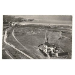 SAINTE-ANNE-le-PALAUD: l'église vers la plage de sainte-anne-la-palud vue aérienne 10x15 - très bon état