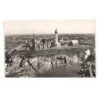 POINTE-SAINT-MATHIEU: l'abbaye façade du XIVe et le phare vue aérienne 10x15 - très bon état