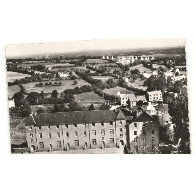 SCAER: école des frères saint-alains vue aérienne 10x15 - très bon état