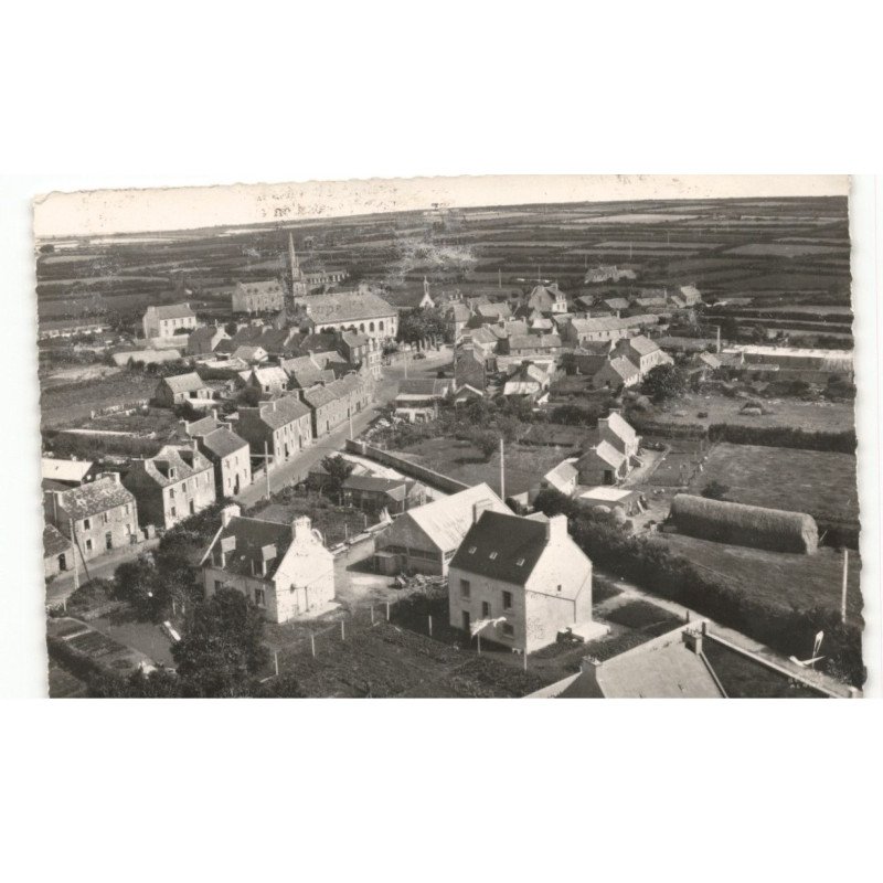 PLOUMOGUER: vue aérienne 10x15 - très bon état