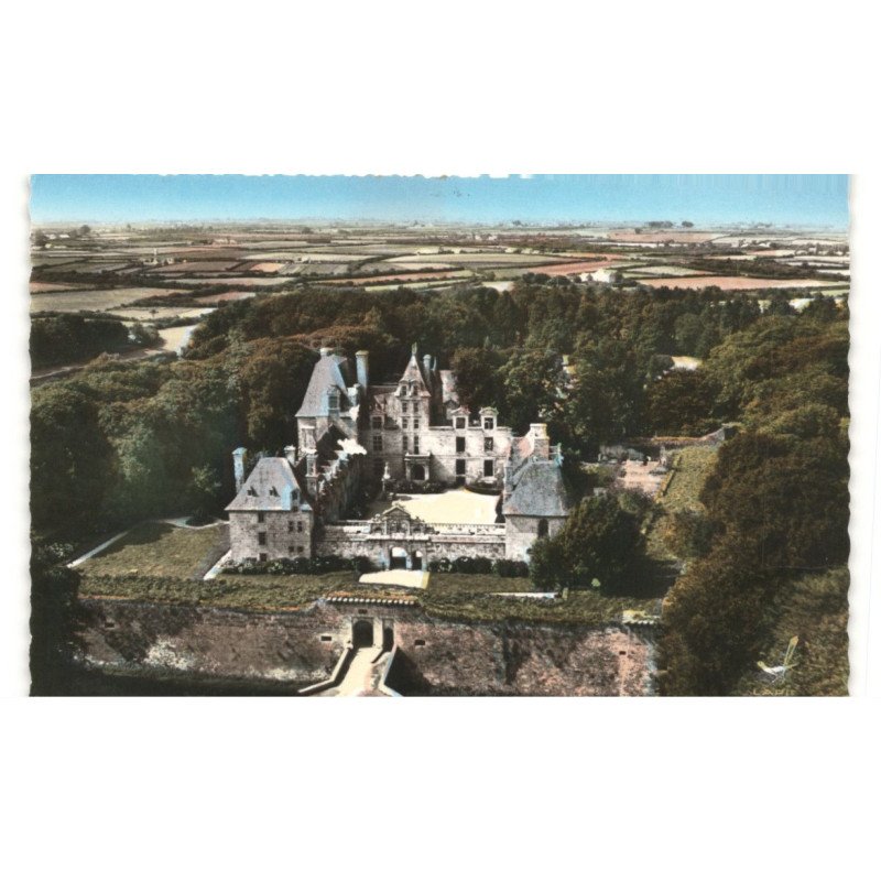 KERJEAN: le château XVIe siècle 9kms landivisieu vue aérienne 10x15 - très bon état