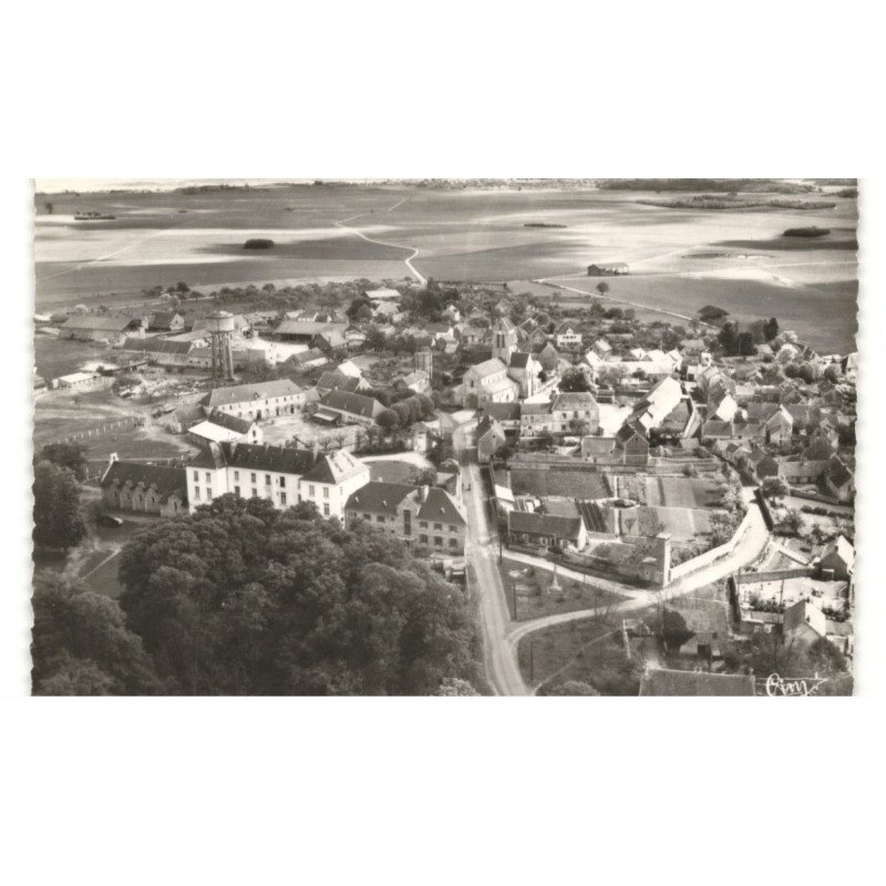 LA VILLETERTRE: vue générale vue aérienne 10x15 - très bon état
