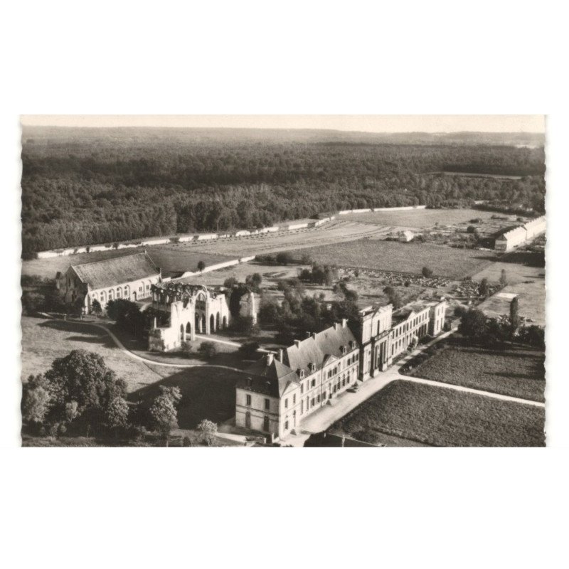 OURSCAMP: abbaye, palais abbatial ruines de l'église et chapelle: vue aérienne 10x15 - très bon état