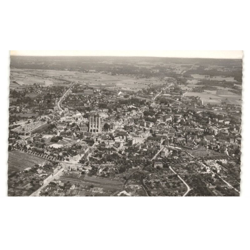 NOYON: vue générale vue aérienne 10x15 - très bon état