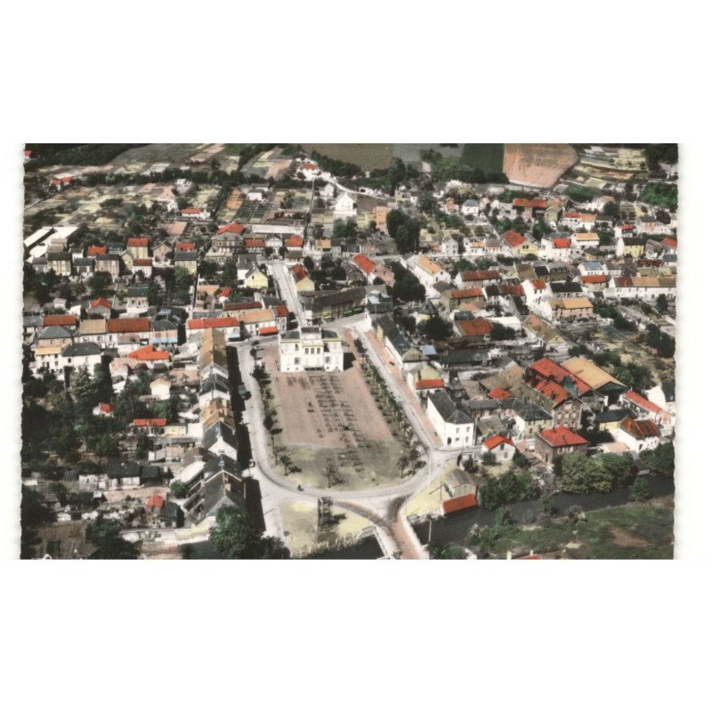 MONTATAIRE: centre de montataire vue aérienne 10x15 - très bon état