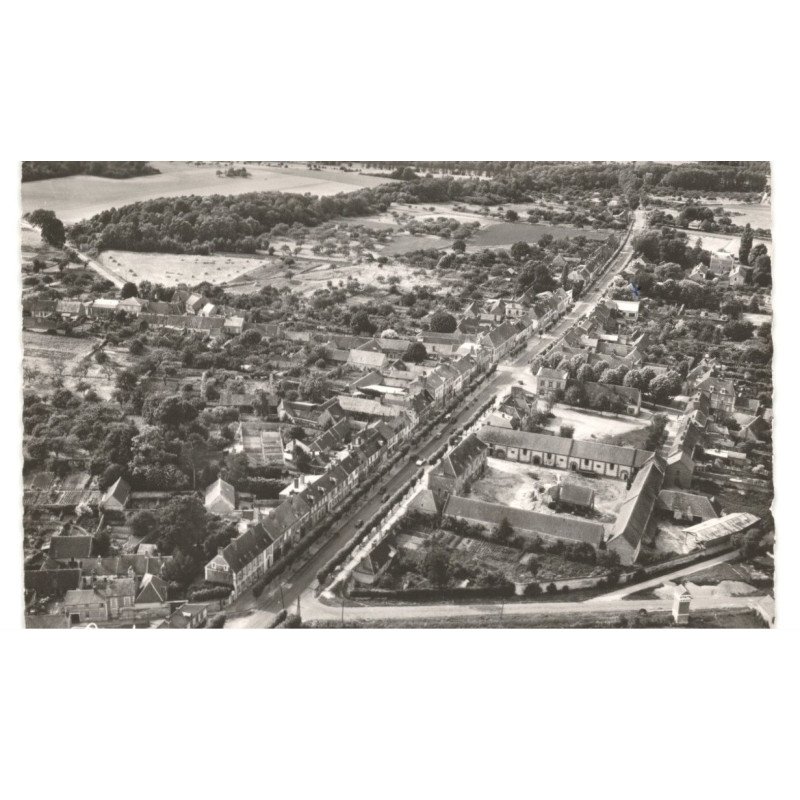NOAILLES: la rue de paris route nationale n°1 vue aérienne 10x15 - très bon état