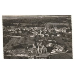 LIANCOURT-SAINt-PIERRE: l'église et le pays vue aérienne 10x15 - très bon état