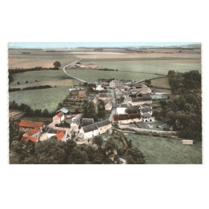 LIANCOURT-SAINT-PIERRE: les groux vue aérienne 10x15 - très bon état