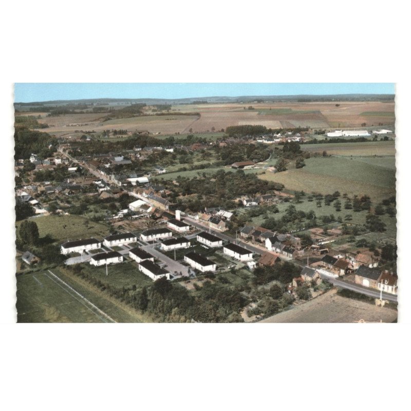GUISCARD: vue panoramique vue aérienne 10x15 - très bon état