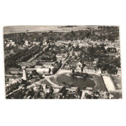 FEUQUIERES: vue générale vue aérienne 10x15 - très bon état