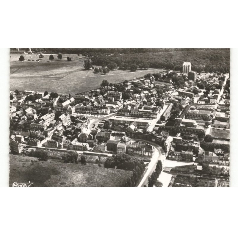 CHANTILLY: vue aérienne 10x15 -  très bon état