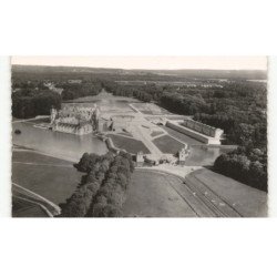 CHANTILLY: le château et le parc vue générale: vue aérienne 10x15 - très bon état