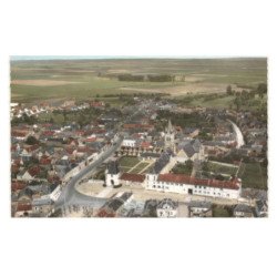 BRESLES: centre bourg vue aérienne 10x15 - très bon état