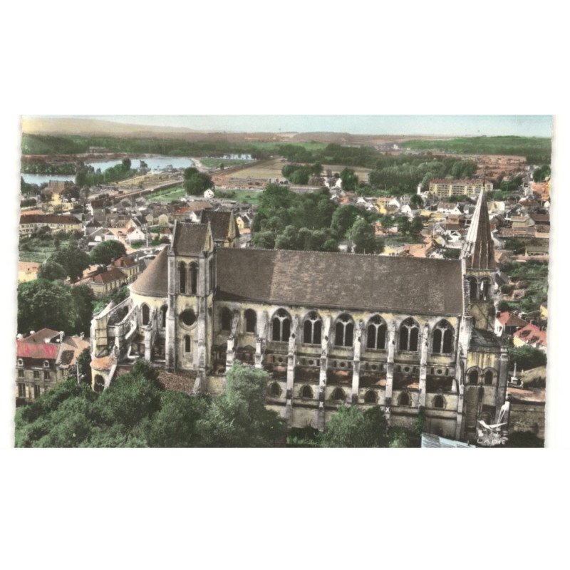 SAINT-LEU-D'ESSERENT: vue aérienne 10x15 - très bon état
