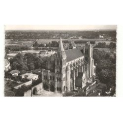 SAINT-LEU-D'ESSERENT: l'église gothique XIIe siècle vue aérienne 10x15 - très bon état