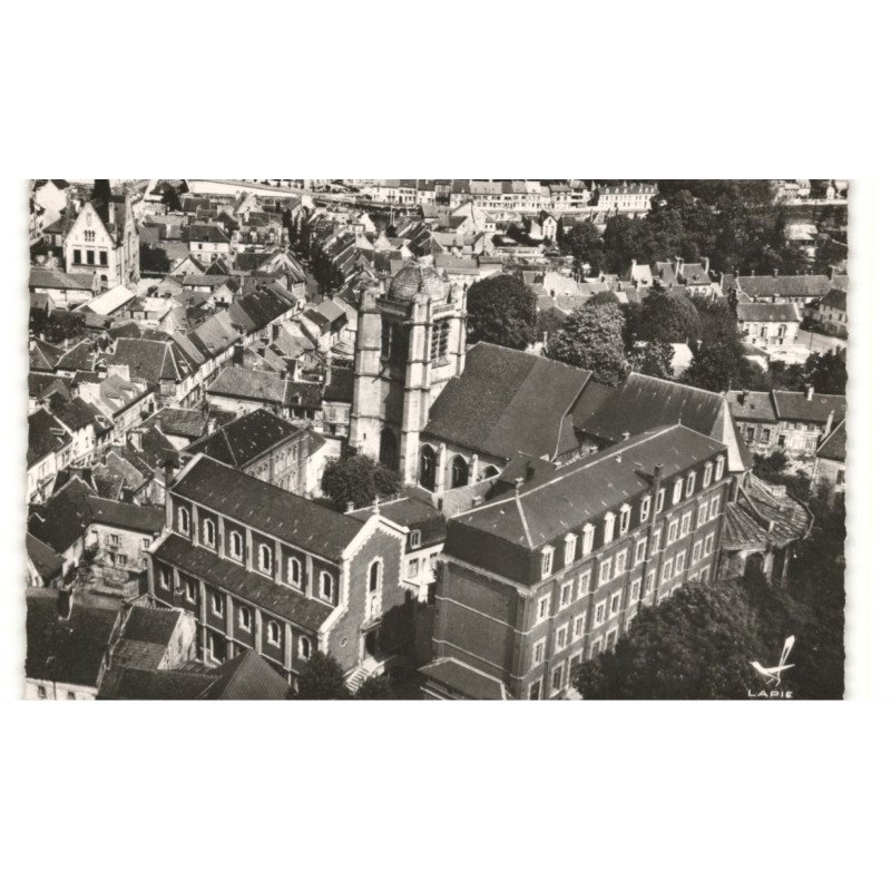 PONT-SAINTE-MAXENCE: vue générale l'église l'hôtel de ville vue aérienne 10x15 - très bon état