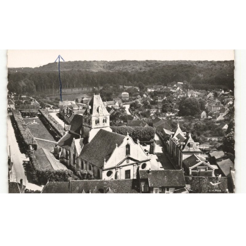 LA NEUVILLE-en-HEZ: l'église vue aérienne 10x15 - très bon état
