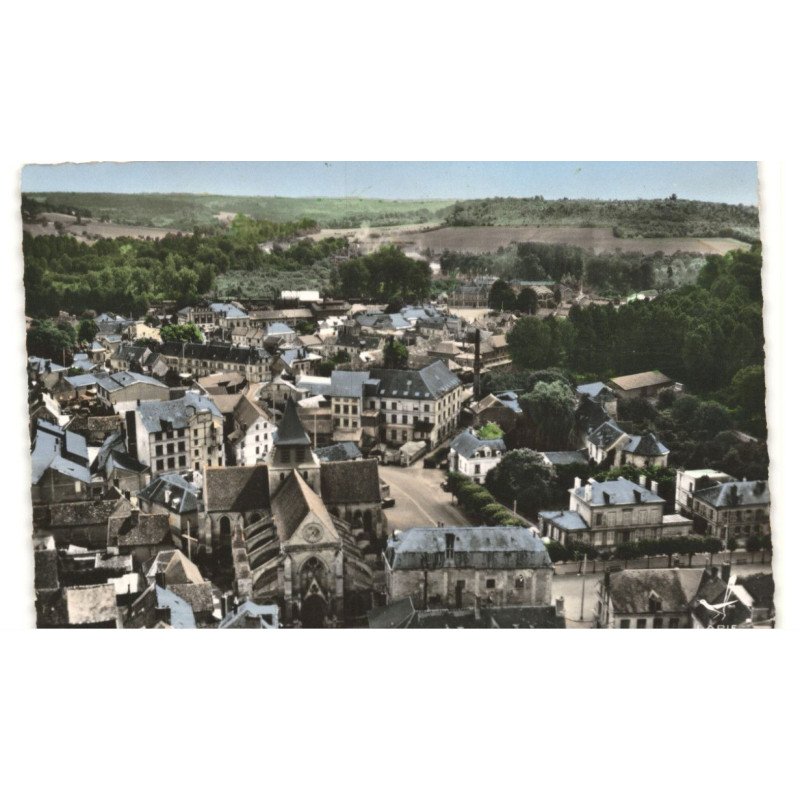 MOUY: l'église vue aérienne 10x15 - très bon état