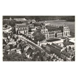 CHANTILLY: les grandes écuries, l'église notre-dame vue aérienne 10x15 - très bon état