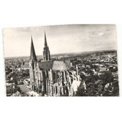 CHARTRES: la cathédrale vue aérienne 10x15 - très bon état