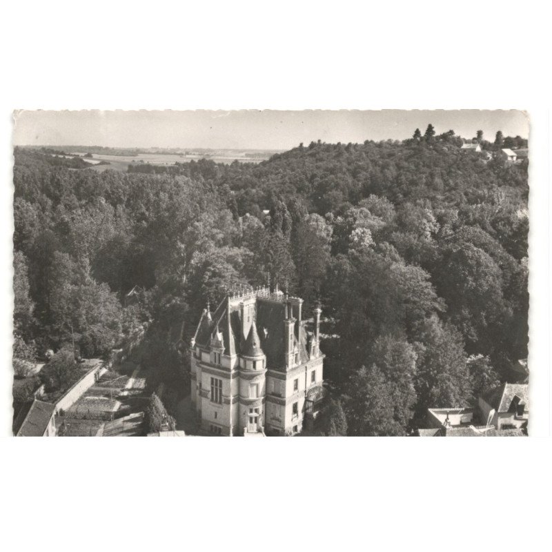 EPERNON: le château des tourelles vue aérienne 10x15 - très bon état