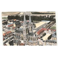 LA DELIVRANDE: vue générale, la basilique vue aérienne 10X15 - très bon état