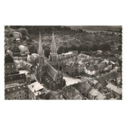 LA DELIVRANDE: la basilique vue aérienne 10X15 - très bon état