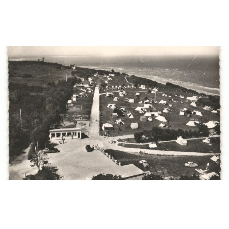 HOULGATE: terrain de camping, la corniche d'houlgate vue aérienne 10X15 - très bon état