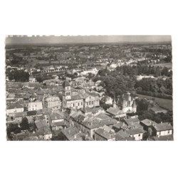 THIVIERS: le quartier de l'église vue aérienne 10x15 - très bon état