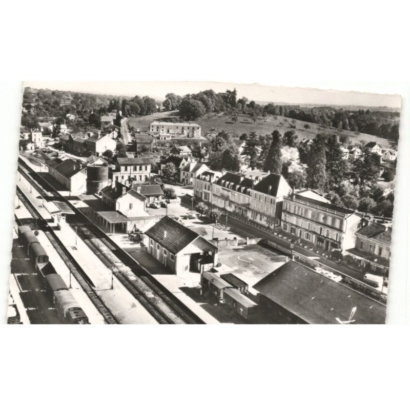 THIVIERS: quartier de la gare vue aérienne 10x15 - très bon état