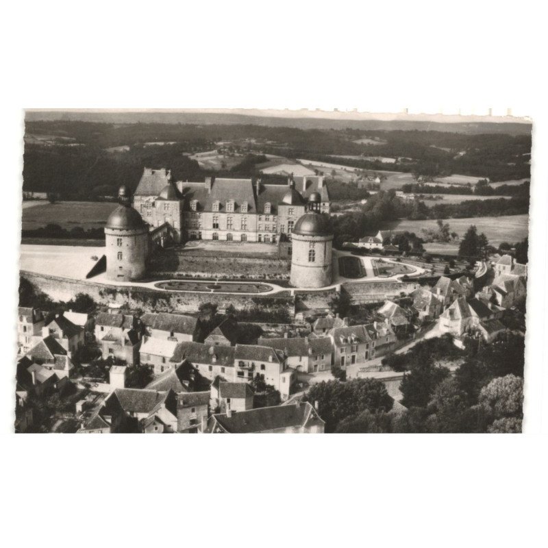 HAUTEFORT: le château vue aérienne 10x15 - très bon état