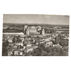 HAUTEFORT: le château et le centre de la ville vue aérienne 10x15 - très bon état
