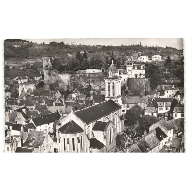 MONTIGNAC-sur-VEZERE: l'église vue aérienne 10x15 - très bon état
