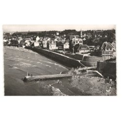 ARROMANCHES: vue générale et la brèche vue aérienne 10X15 - très bon état