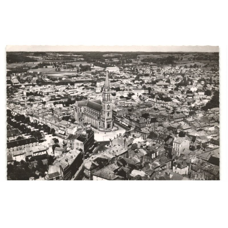 BERGERAC: centre de la ville vue aérienne 10x15 - très bon état