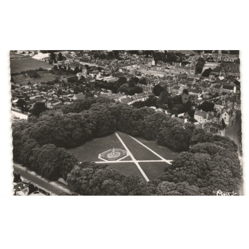 BAYEUX: place de gaulle vue aérienne 10X15 - très bon état