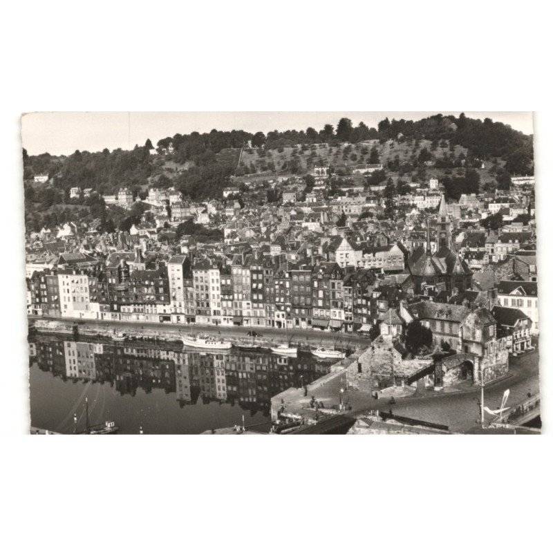 HONFLEUR: le vieux bassin et le quai sainte-cahterine vue aérienne 10X15 - très bon état