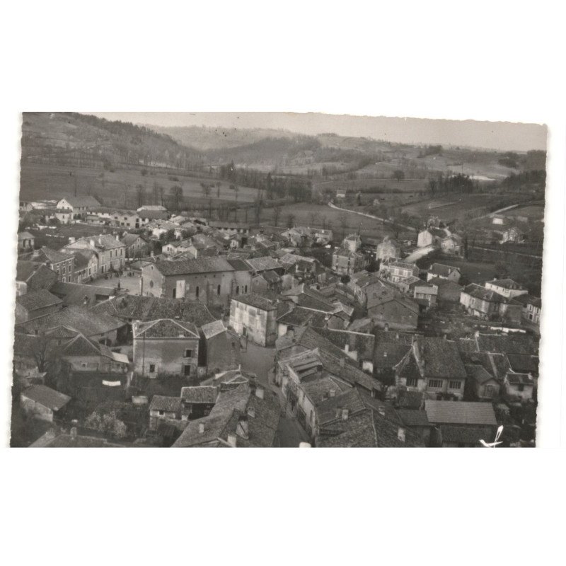 SAINT-PARDOUX: l'église et le bourg vue aérienne 10x15 - très bon état