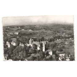 SALIGNAC: le château bâti du 12e au 17e siècle vue aérienne 10x15 - très bon état