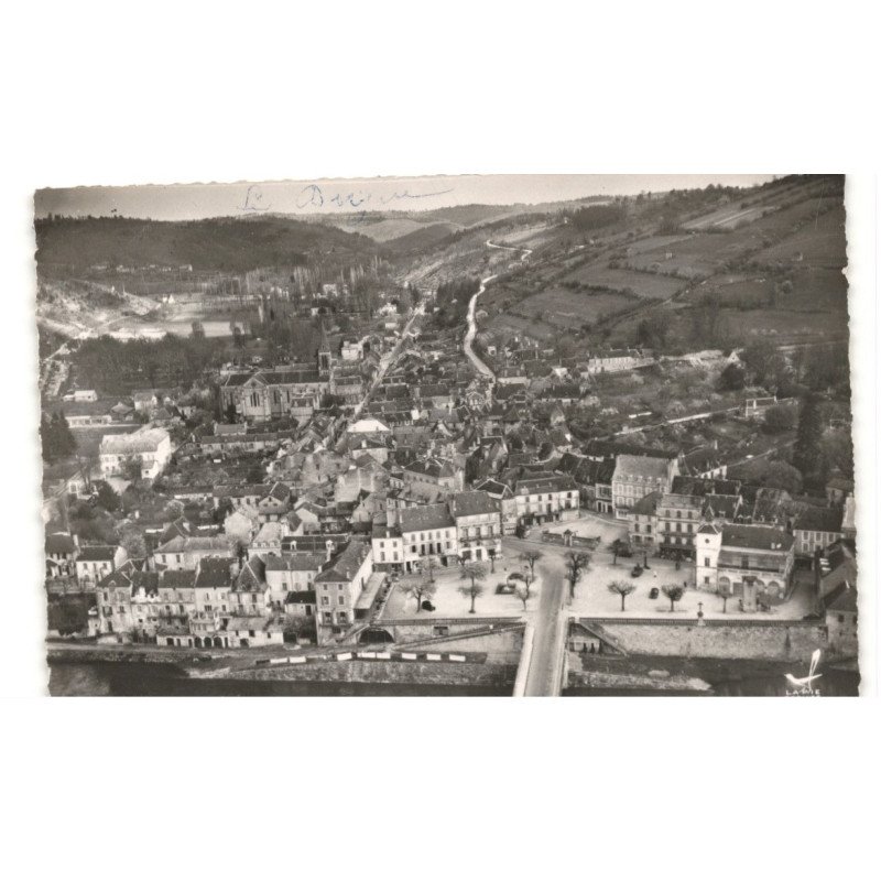 LE BUGUE: vue générale vue aérienne 10x15 - très bon état