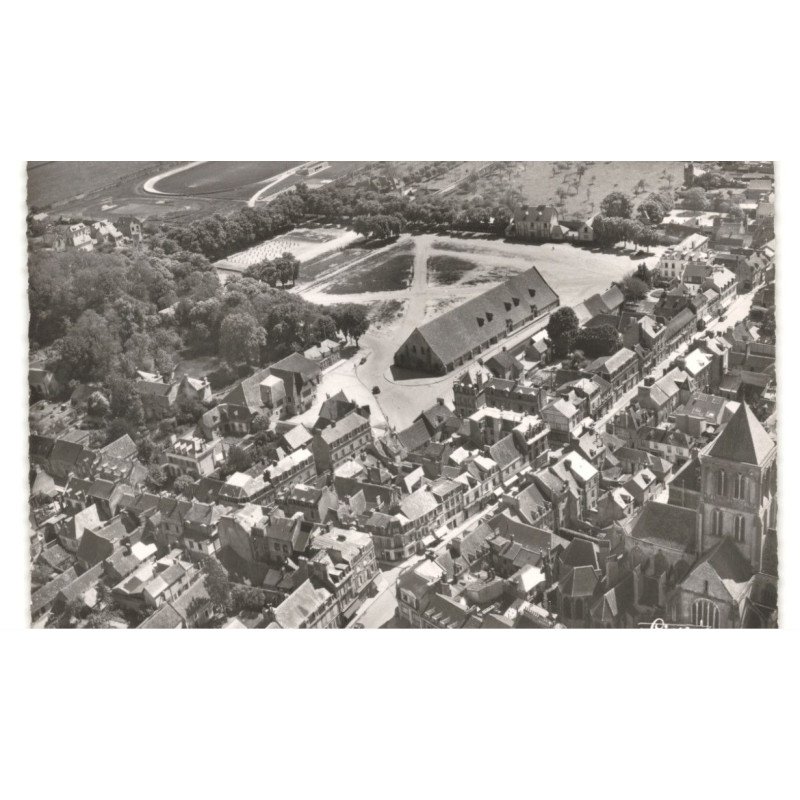SAINT-PIERRE-sur-DIVES: rue de falaise vue aérienne 10X15 - très bon état