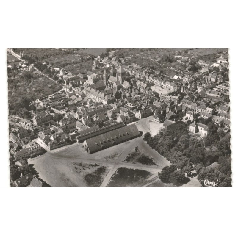 SAINT-PIERRE-sur-DIVES: la halle aux grains XIe siècle vue aérienne 10X15 - très bon état