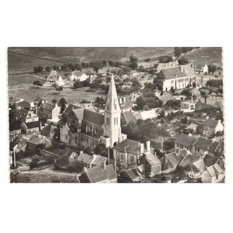 TROARN: l'église vue aérienne 10X15 - très bon état