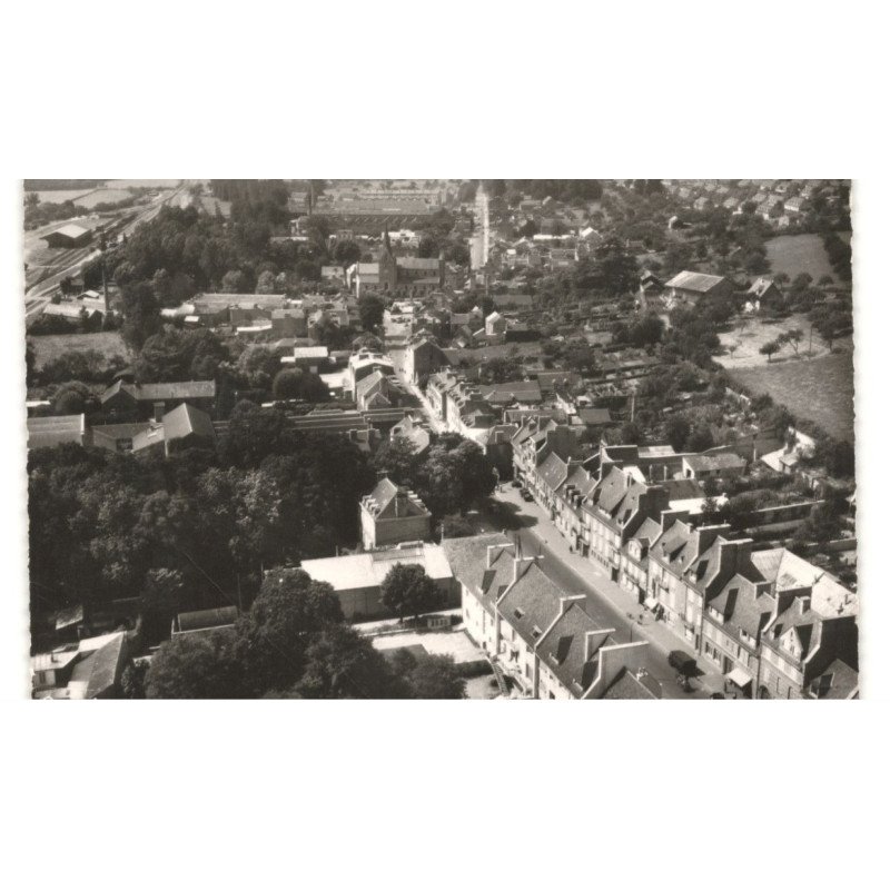 CONDE-sur-NOIREAU: vue aérienne 10X15 - très bon état