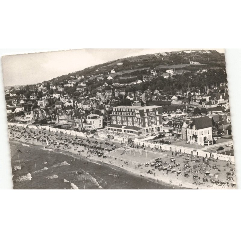 BLONVILLE-sur-MER: centre de la plage et les villas vue aérienne 10X15 - très bon état